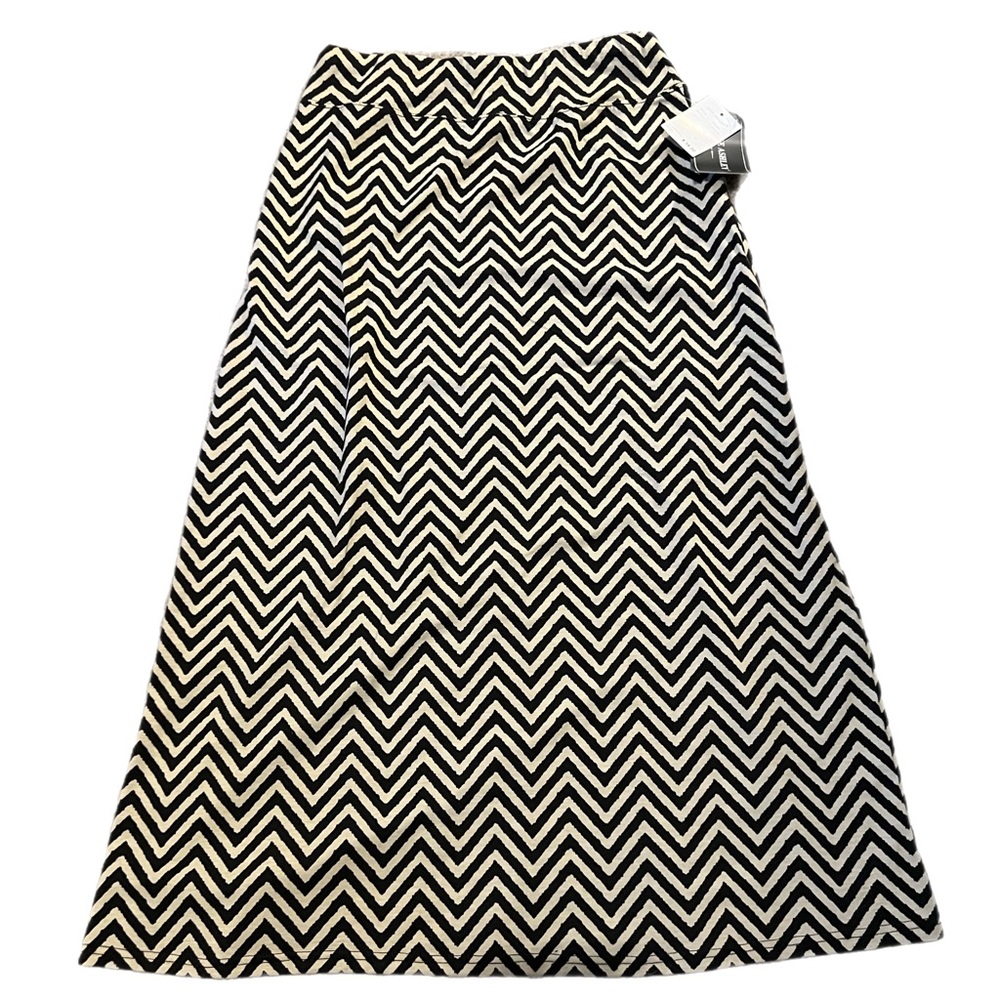 Modest Jane  Ashley Lightweight Knit Maxi Skirt Black/Tan Size M New with Tags